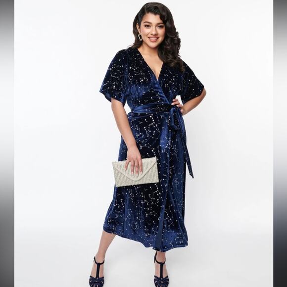 Unique Vintage Navy & Silver Stars Velvet Wrap Midi Dress Sz 1X - Picture 1 of 8